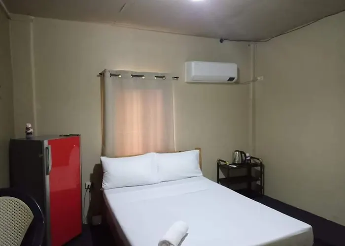 호스텔 Antoine'S Despacito Near Airport Quarantine Accomodation Doh Accredited *